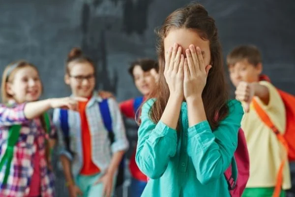 Cómo evitar el bullying cursos online Euroinnova